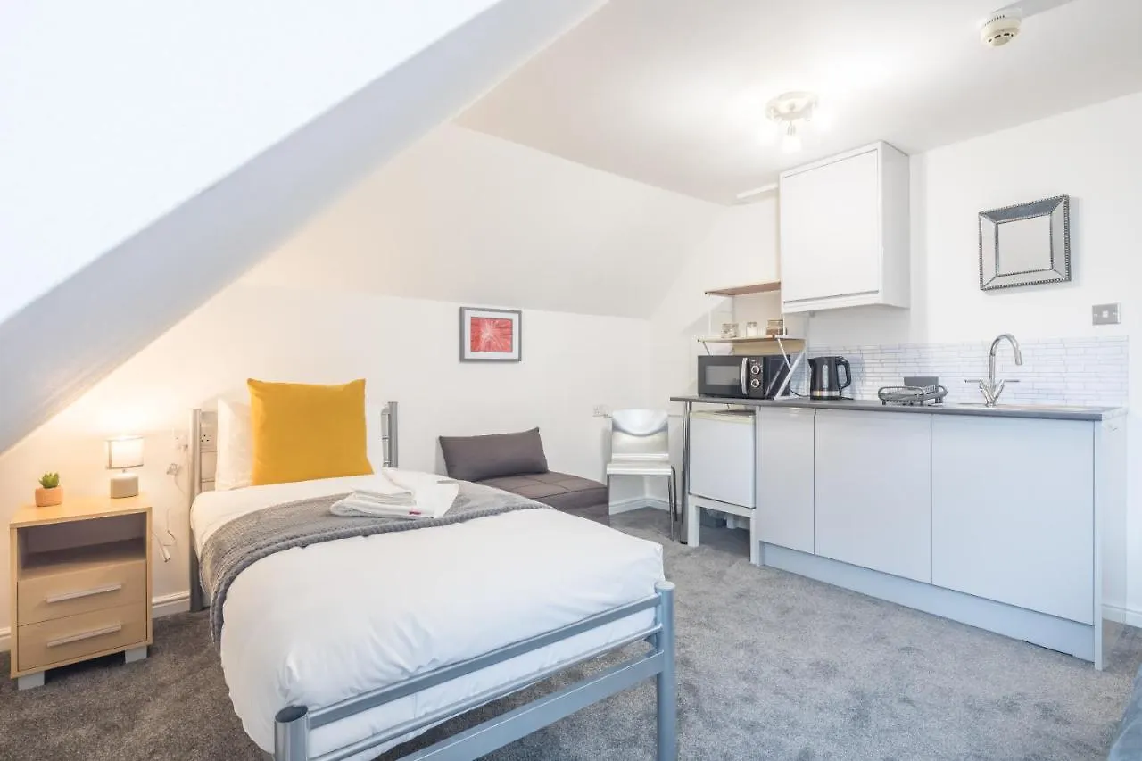 Private Room 8 With Kitchenette By Cb Stays No Minimum Stays 캠브리지 아파트